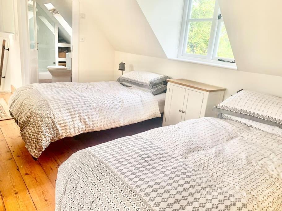 Delightful Ely House Bright And Warm With Cathedral View Apartamento Exterior foto