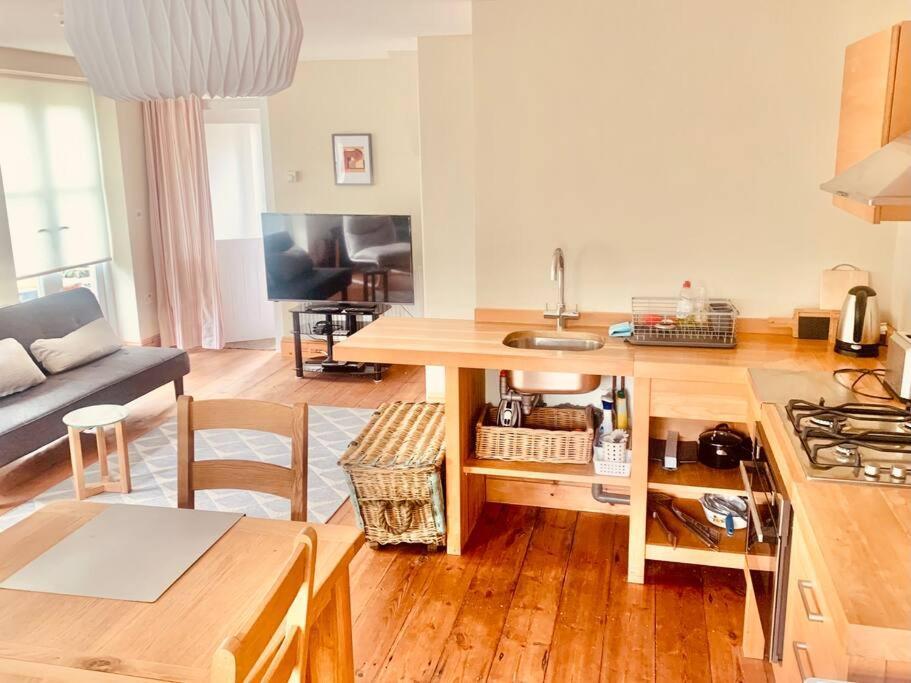 Delightful Ely House Bright And Warm With Cathedral View Apartamento Exterior foto